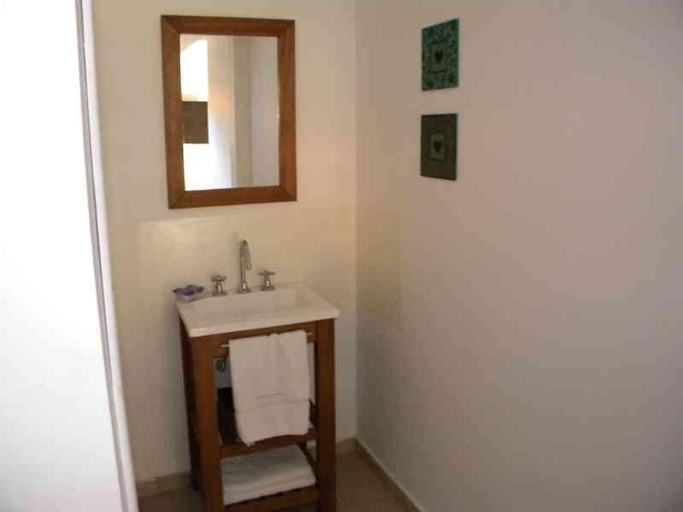 Bathroom, Posta Cangrejo Apart, Villa Gesell
