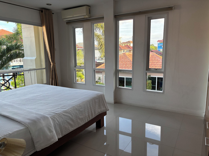 Bedroom 3, khun mai villa, Pattaya
