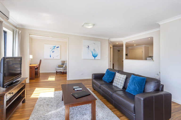 Others 4, Perth West End Apartment 406, Perth