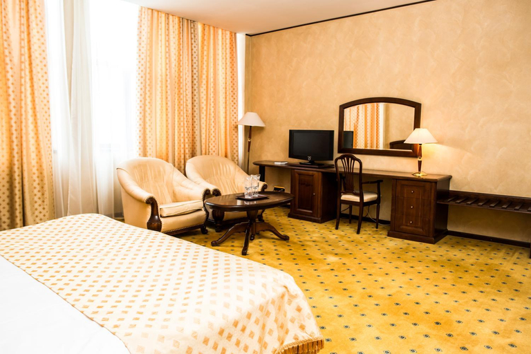 Bedroom 3, Hotel Imperial Inn, Targu Mures