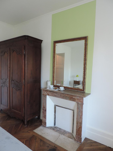 Bathroom 9