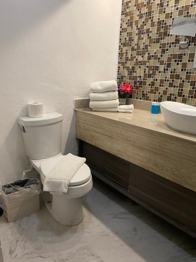 Bathroom 4, Cancun Plaza Condo Mexico, Benito Juárez