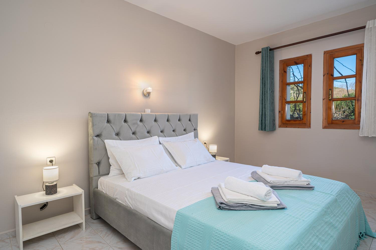 5, Southbank seafront apartments, Ionian Islands
