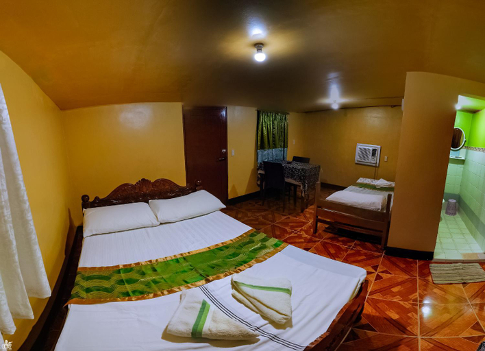 Bedroom 2, APO PENSION HOUSE, Coron