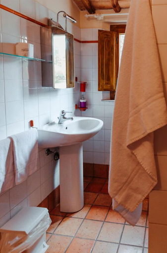 Bathroom, Agriturismo Piombaia, Siena