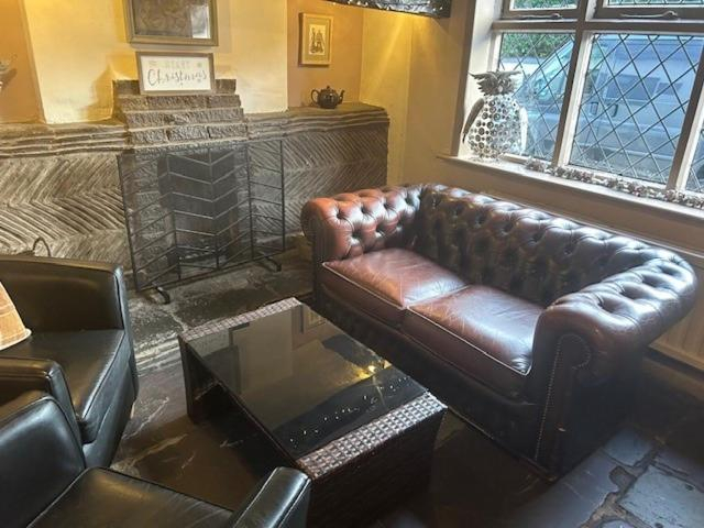 Others 5, Chequers Country Inn, Leicestershire