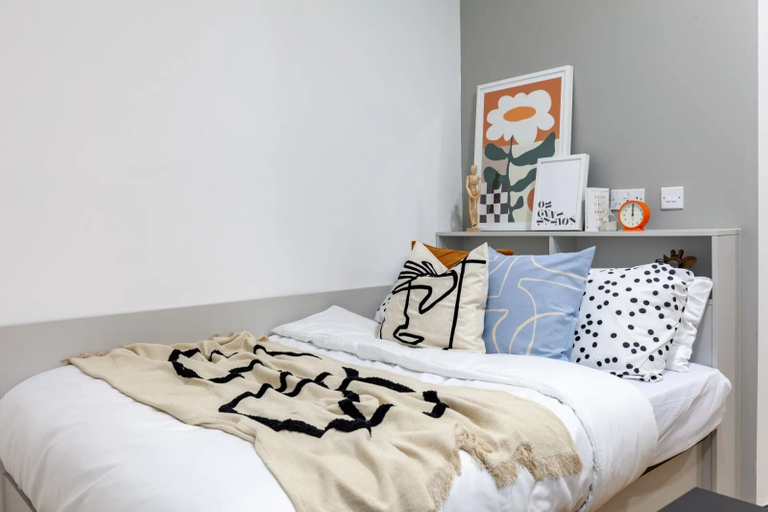 Bedroom 2, Student Only The Waterways, Nottingham
