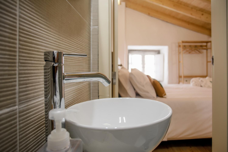 Bathroom 11