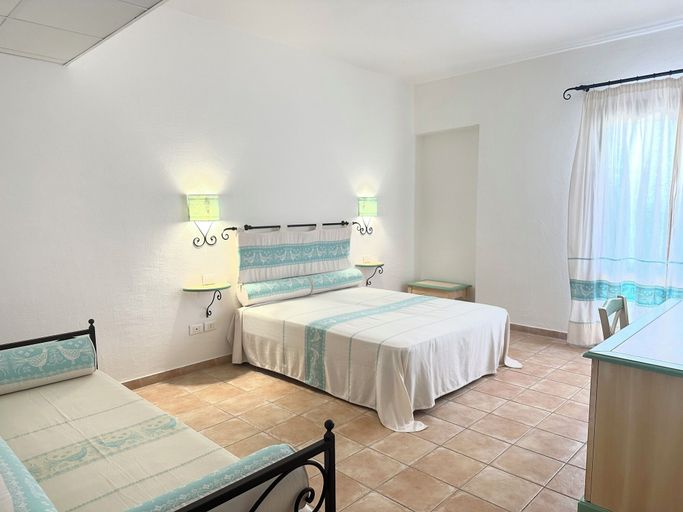 Bedroom 4, HOTEL E RESORT ACQUA DI MARE, Sassari