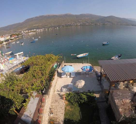 Others 4, Beachfront Apartments Grunche