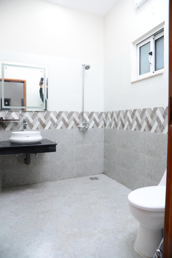Bathroom, Family Hotel Lahore Hotel, Lahore