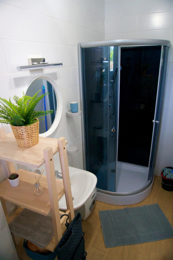 Others 5, Halfarock Vízi-Erdei Apartmanház, Baktalórántháza