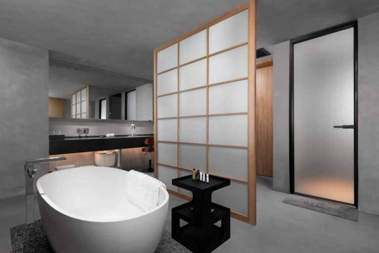 Bathroom 5, HUANG GUO SHU DUO BEI YUN SHE HOTEL, Anshun