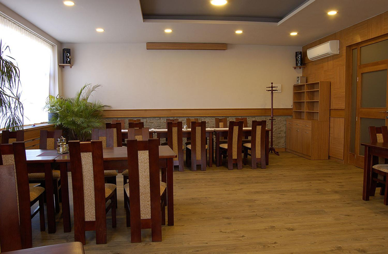 Others 5, Penzion Majak, Banská Bystrica