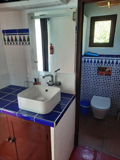 Bathroom 2, B&B rural El Oasis, Granada