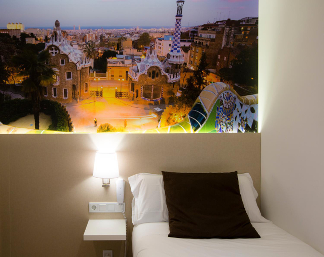 Bedroom 2, Hotel BestPrice Gracia, Barcelona