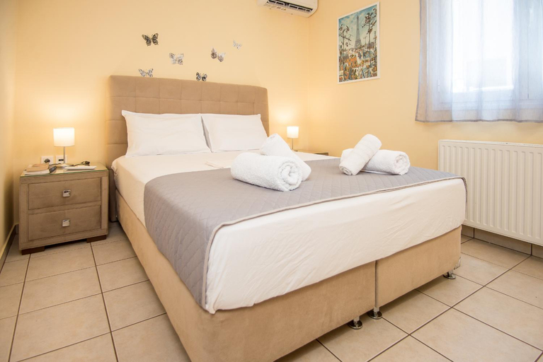 4, Elena's apartment 1, Ionian Islands