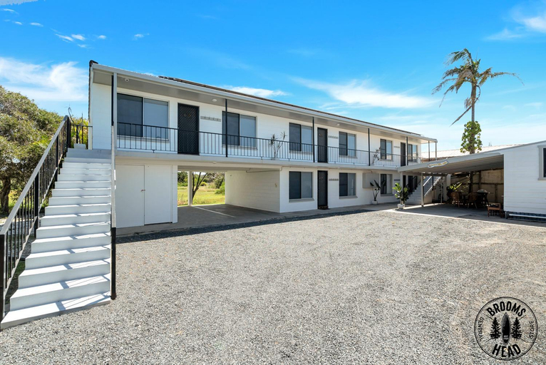 Others 3, Beachside at Brooms, Clarence Valley- Coast