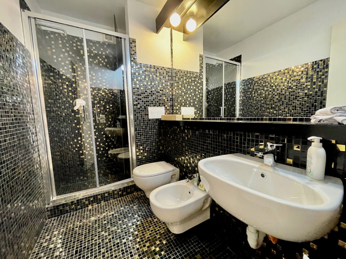 Bathroom, Casa Raffa by Wonderful Italy, Olbia-Tempio