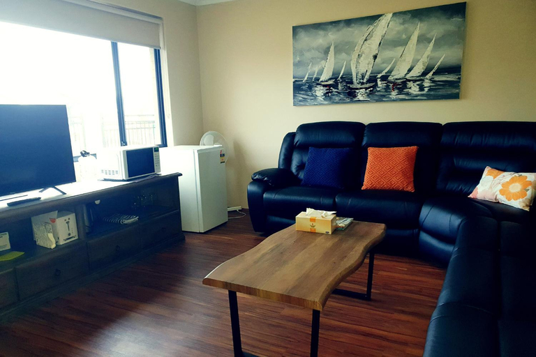 Others 4, Dalyellup Private Guest House unit, Capel