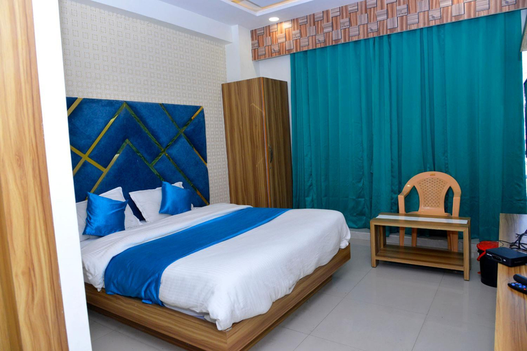 Others 3, Hotel Ashopalav , Gandhinagar