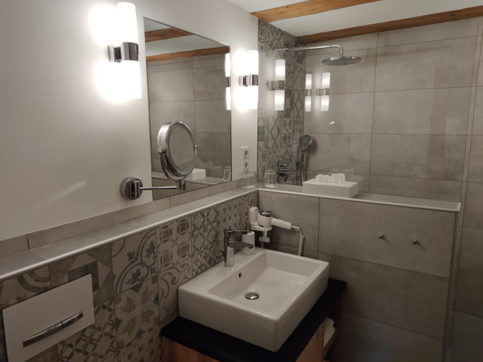 Bathroom 2, Gutshof Andres, Haßberge