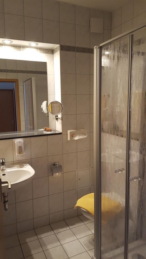 Bedroom 3, Hotel Friesen, Zwickau