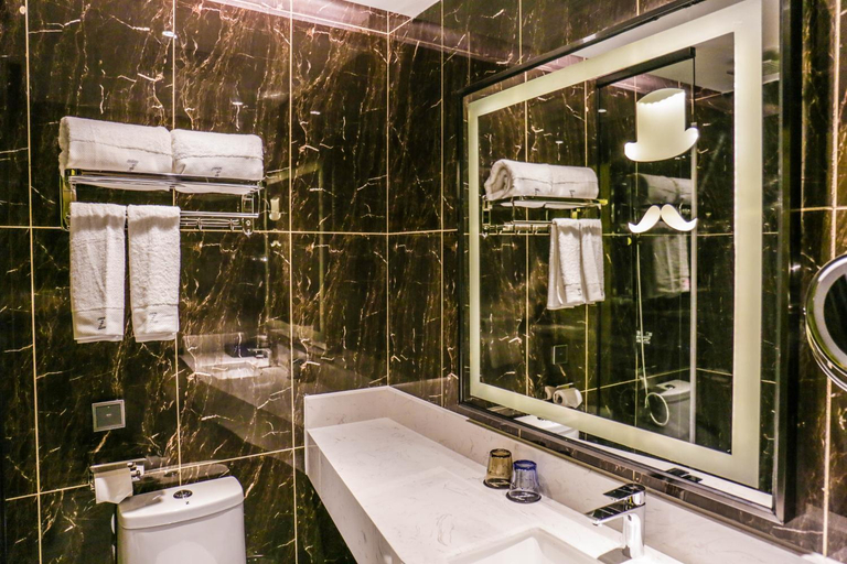 Bathroom 3, ZMAX Hotel Guangzhou Pazhou Exhibition Center Guangzhou Tower, Guangzhou