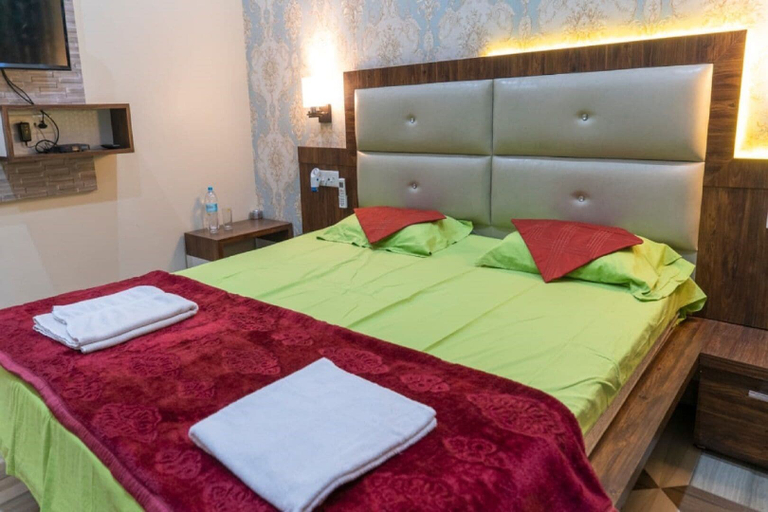 Bedroom 2, Hotel CM Palace, Varanasi