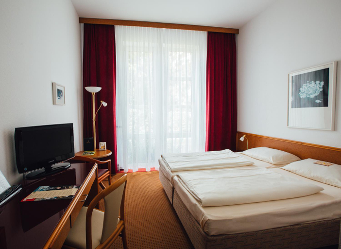 Bedroom 2, HK - Hotel Dusseldorf City, Düsseldorf
