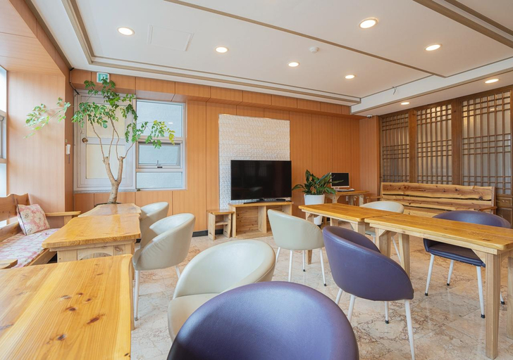Food & Drinks, J2 Family Hotel, Jeju
