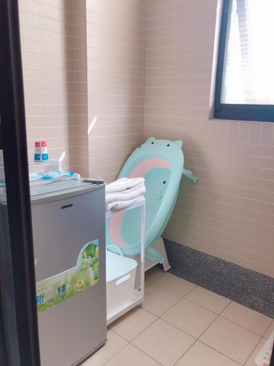 Bathroom 3, Funny Eggs BnB, Tainan