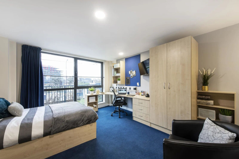 Bedroom 2, For Students Only - Sheffield 3 in Sheffield, Sheffield