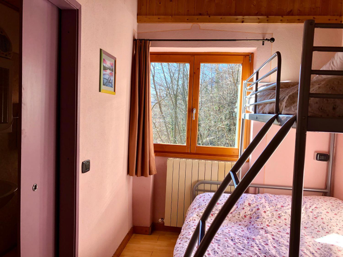 Others 4, Agriturismo Cavria, Sondrio