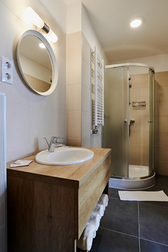 Bathroom 3, Hotel Adalbert Szent Tamas haz, Esztergom