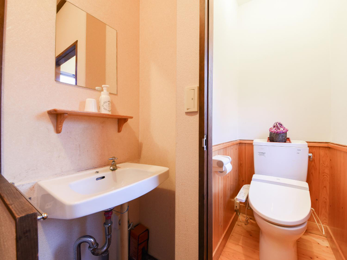 Bathroom 3, Ryokan Marue Honkan, Hitoyoshi