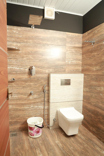 Bathroom 5, Grace Apart Hotel, Ernakulam