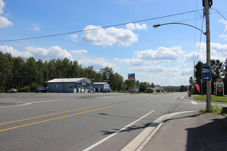 Food & Drinks 4, Bay Lake Inn - Frontiersman Motel, Timiskaming