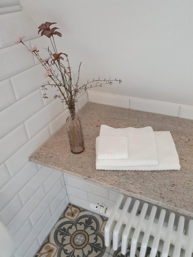 Bathroom 4