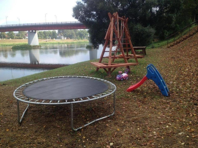 Others 4, Pirtis Prie Neries Jonava, Jonavos