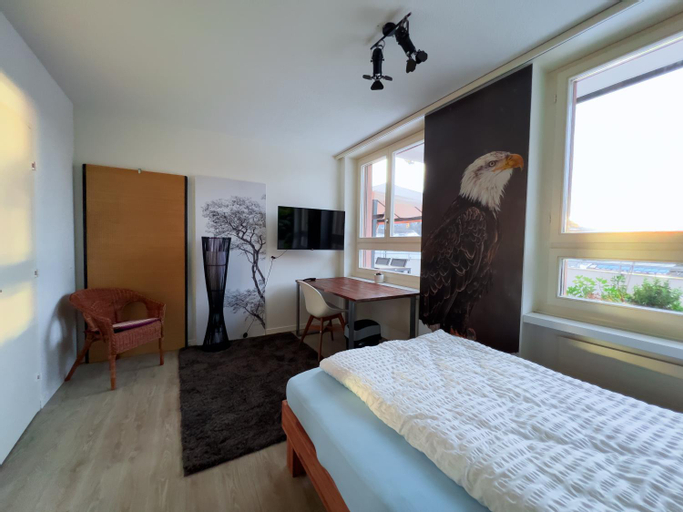 Bedroom 1, Gery's Camp, Hochdorf