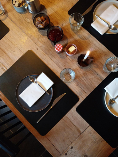 Food & Drinks 5, B&B En face du Marronnier, Namur