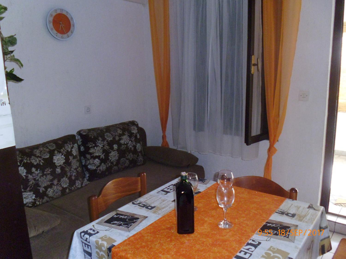 Others 5, Apartments Lidija, Pag