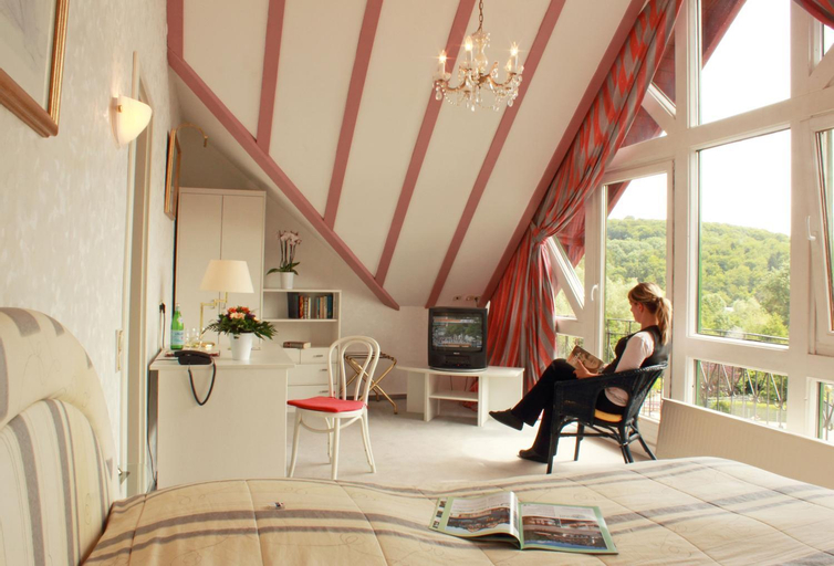 Bedroom, Hotel Westerwalder Hof, Westerwaldkreis
