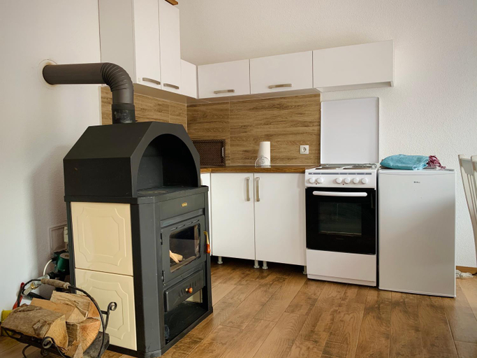 Kitchen, Art Resort, Peć