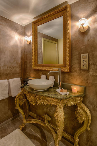Bathroom, Le Clos des Thermes Suites de Luxe avec wellness privatif, Liège
