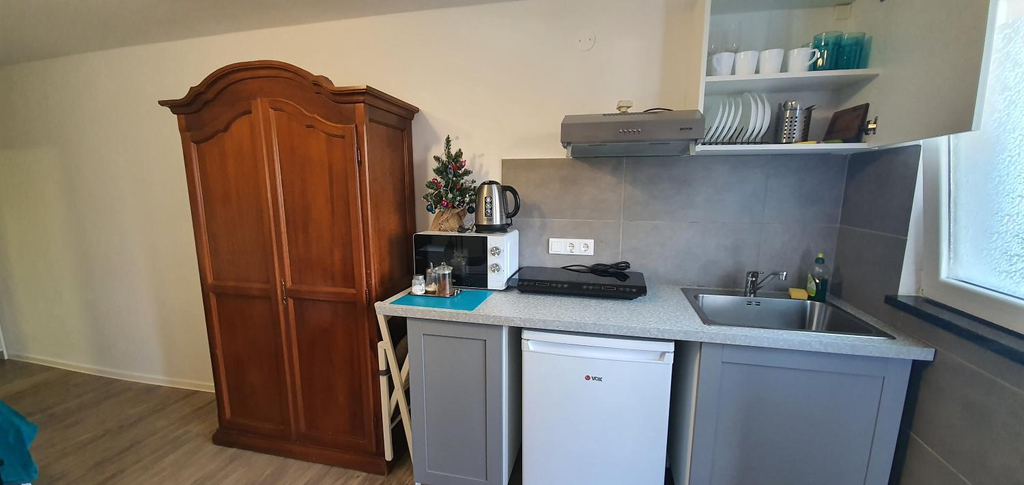Others 4, DEKO-rooms, parking, bicycles, Ljubljana