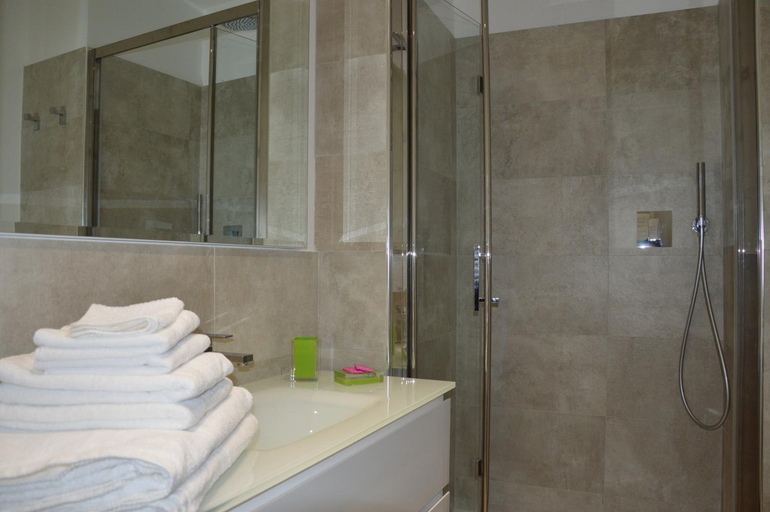 Bathroom 6
