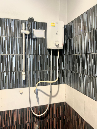 Bathroom 3, J2 INN, Muang Uttaradit