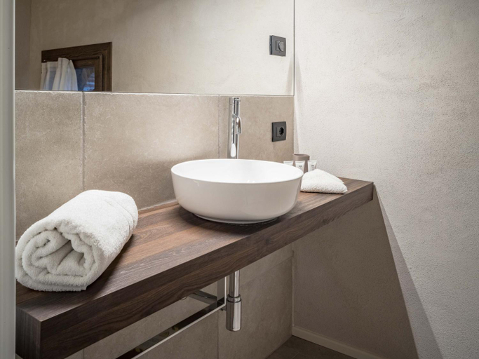 Others 2, Borgo San Verolo B&B, Verona